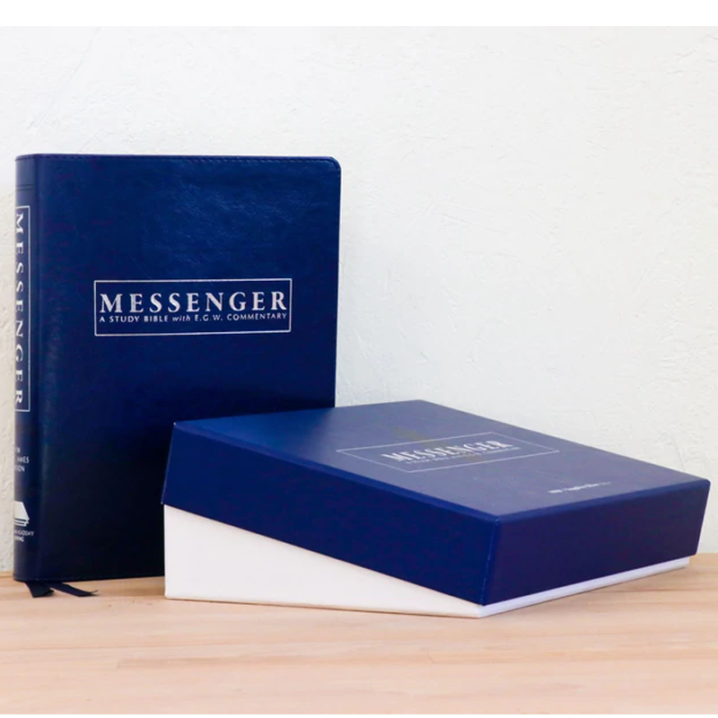 The NKJV Messenger EGW Study Bible - Sapphire Silver (Blue)