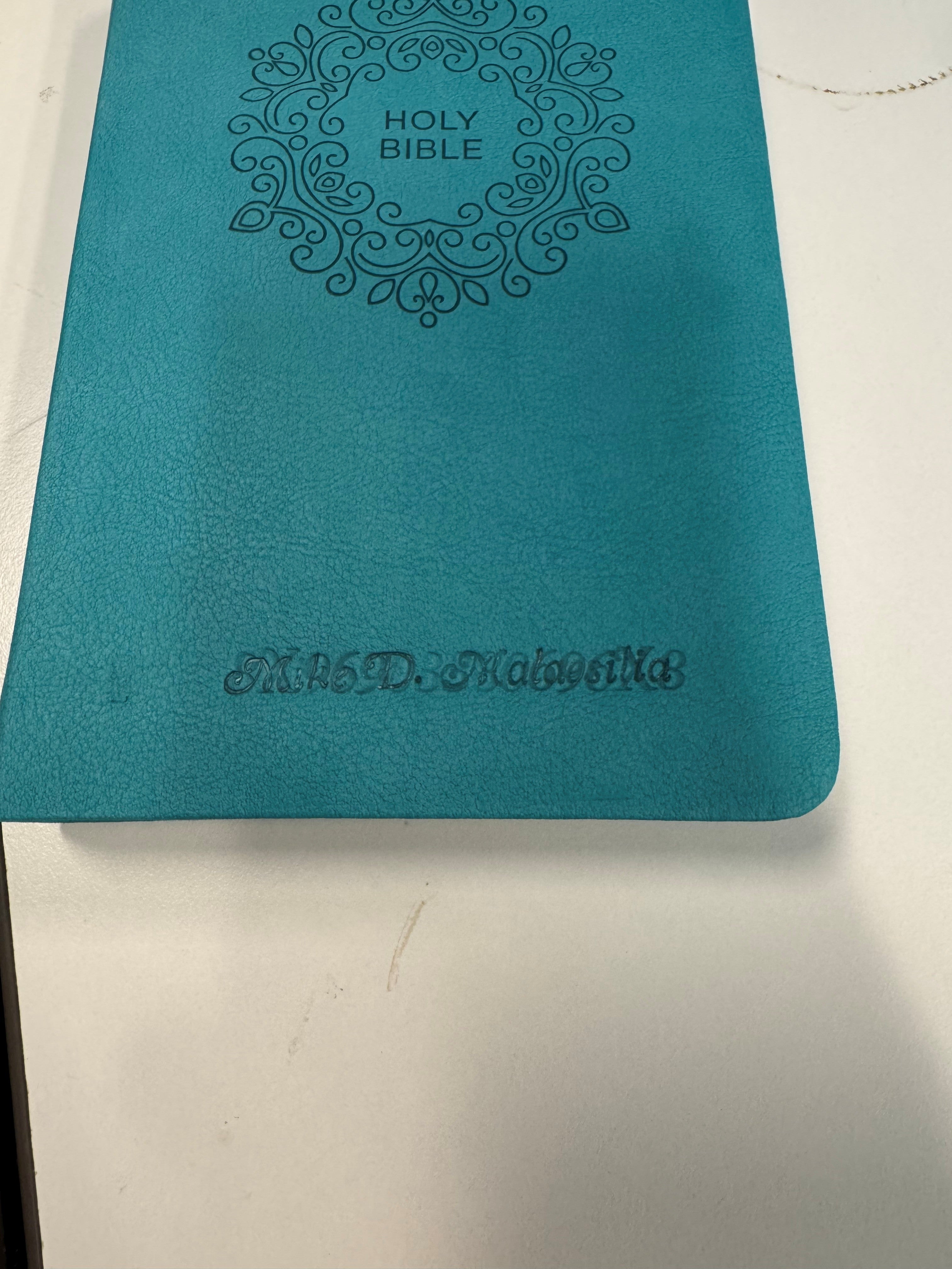 ONE-OF-A-KIND - Clearance - NKJV Value Compact Thinline Bible (Turquoise Leathersoft) by Thomas Nelson