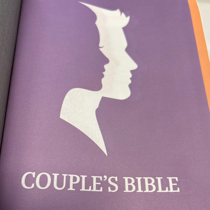 NKJV Couple's Bible  by Safeliz