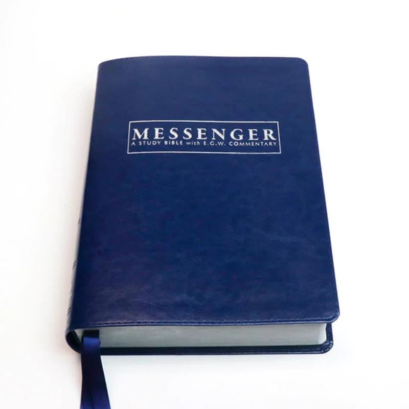 The NKJV Messenger EGW Study Bible - Sapphire Silver (Blue)