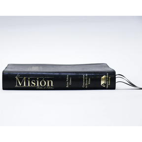 Biblia De Estudio con comentarios de Elena White (BLACK) by Oklahoma Academy Publications